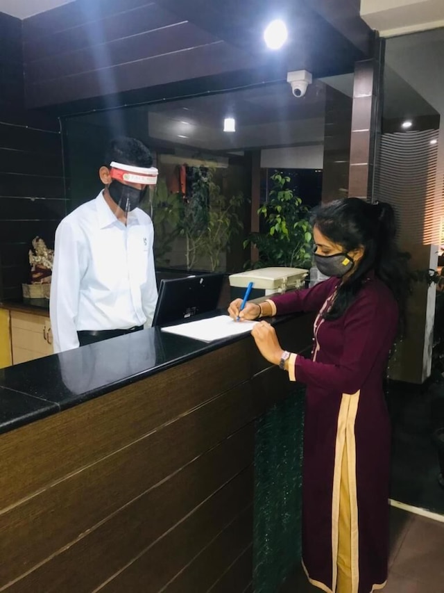 グランド ビー ホテル