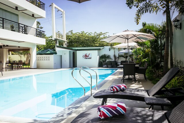 イピル スイーツ プエルト プリンセサ