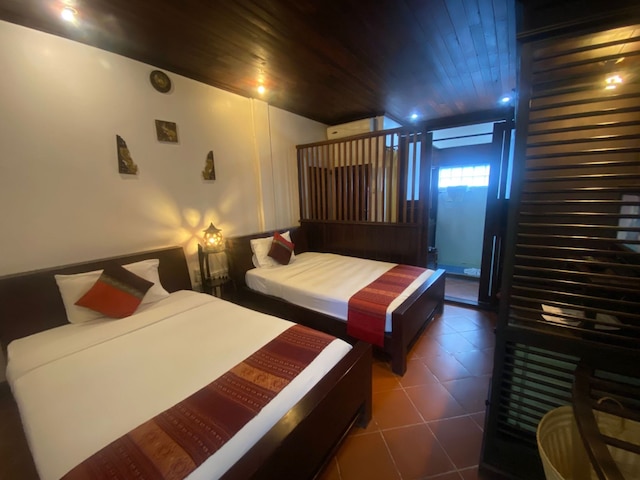 バンサバー ホテル