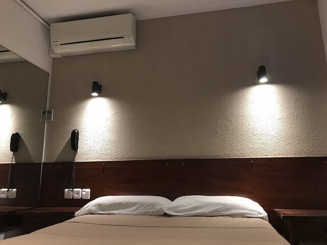 ホスタル ラジオ