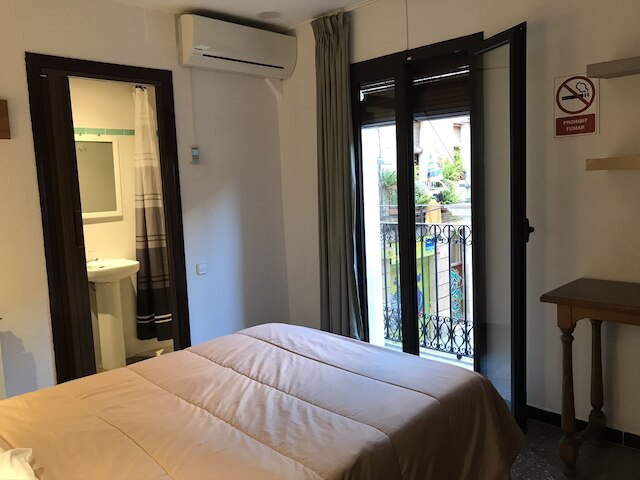 ホスタル ラジオ