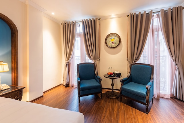 ティラン ホテル