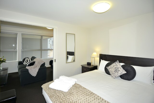 サザーク ホテル & アパートメンツ