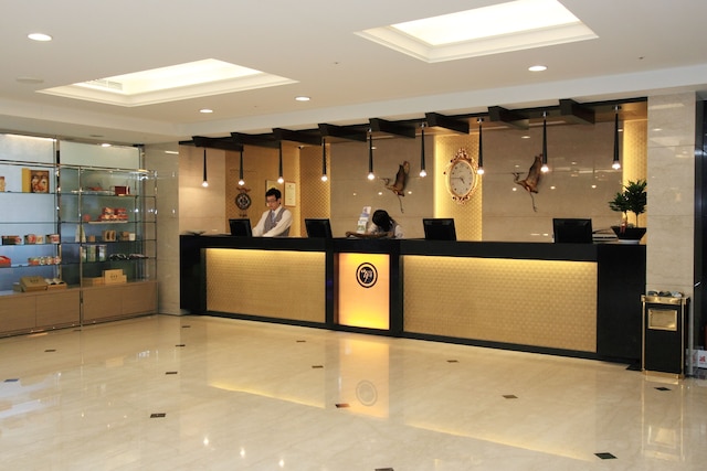 サン ムーン レイク ホテル (日月潭大飯店)