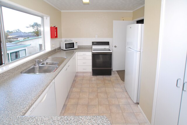 タカプナ モーター ロッジ