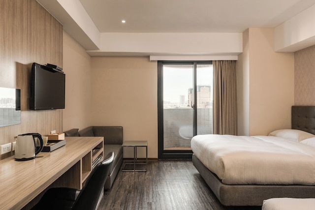 ザ リバーサイド ホテル インターナショナル