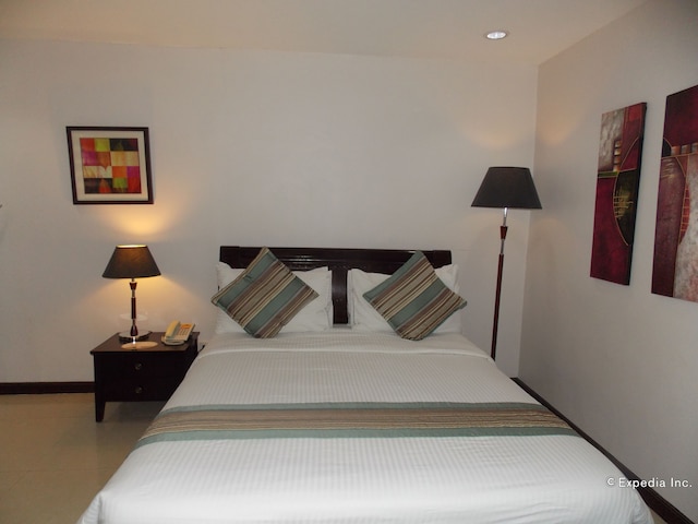 ザ スイーツ アット カレ ヌエバ