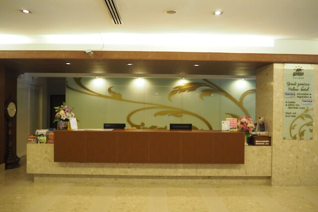 グランドジョムティエンパレスホテル