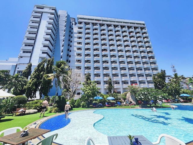 グランドジョムティエンパレスホテル