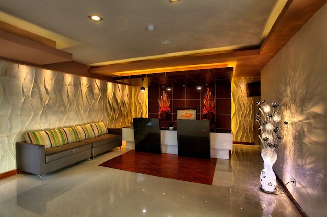 サン ロイヤル ホテル