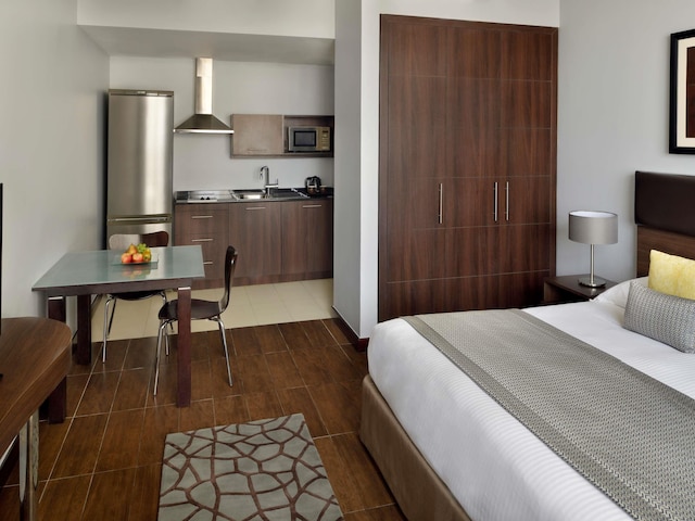 モーベンピック  ホテル アパートメンツ アル マムザル ドバイ