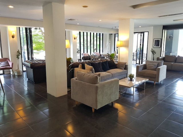 マニタ ブティック ホテル