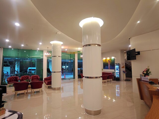 バロンビーチホテル