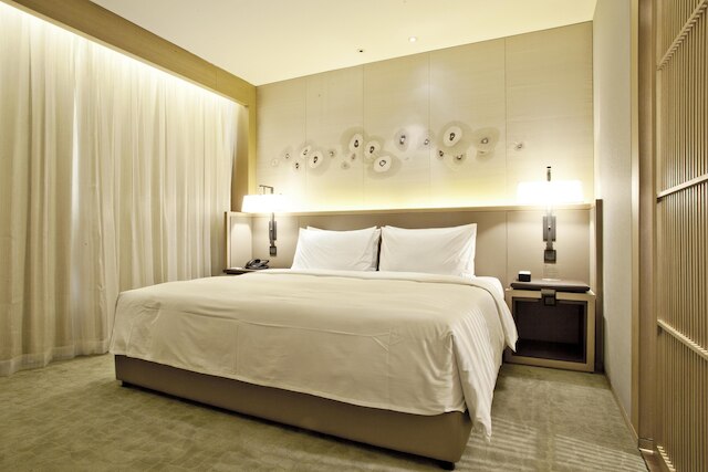 ジ イースト ホテル杭州 (東方大酒店 杭州)