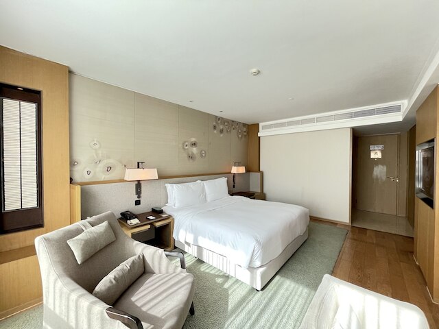 ジ イースト ホテル杭州 (東方大酒店 杭州)