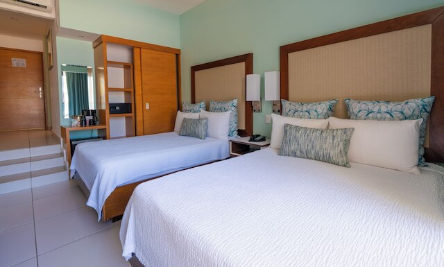 カンクンベイオールインクルーシブホテル