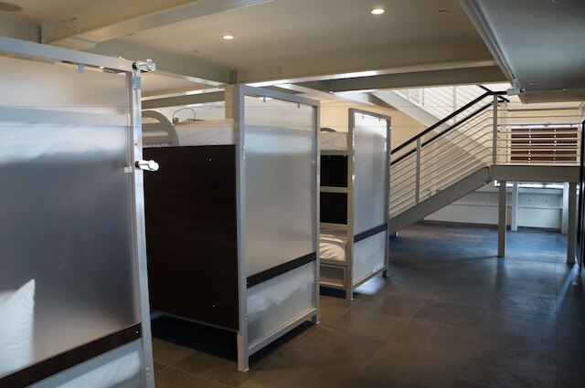 ポッシュサウスビーチホステル