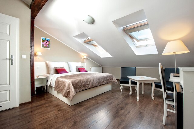 レオン アパートホテル