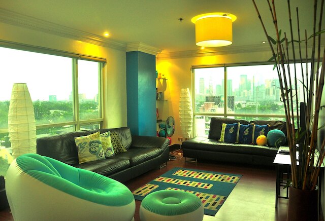 アワ オーサム ホステル