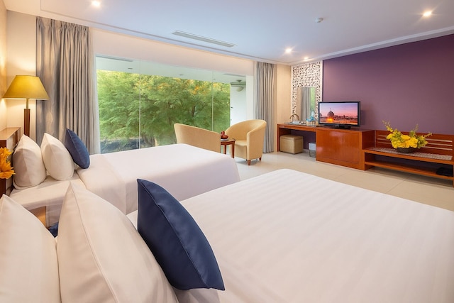 ホワイト ロータス ホテル サイゴン