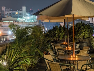 E ハウス ホテル (易屋網)