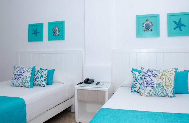 ブシー カンクン プラザ ホテル