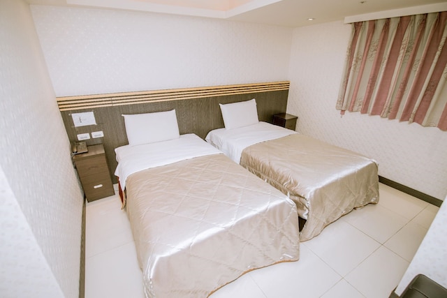 ガイド ホテル 桃園 フーシン (承攜行旅桃園復興館)