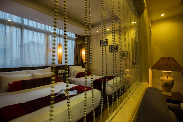 ゴールデン アート ホテル