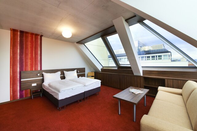 Simm’s Hotel – the cityhotel next to Metro U3 - シムズホテル - メトロU3隣のシティホテル