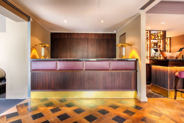 モンドリアン スイーツ ベルリン チェックポイント チャーリー