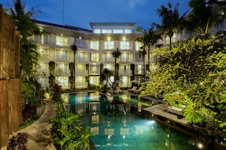 THE 1O1バリフォンタナセミニャック