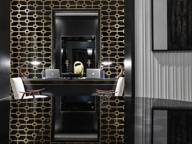 J.K. プレース ローマ