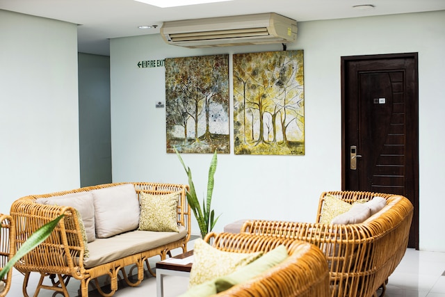 ホリデー スイーツ ビジネス ディストリクト (エンパイア スイーツ ホテル)