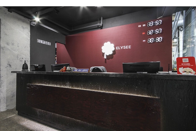 エリーゼ ホテル