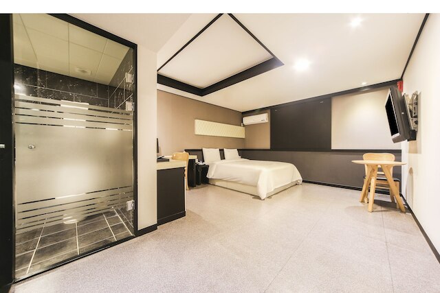 エリーゼ ホテル