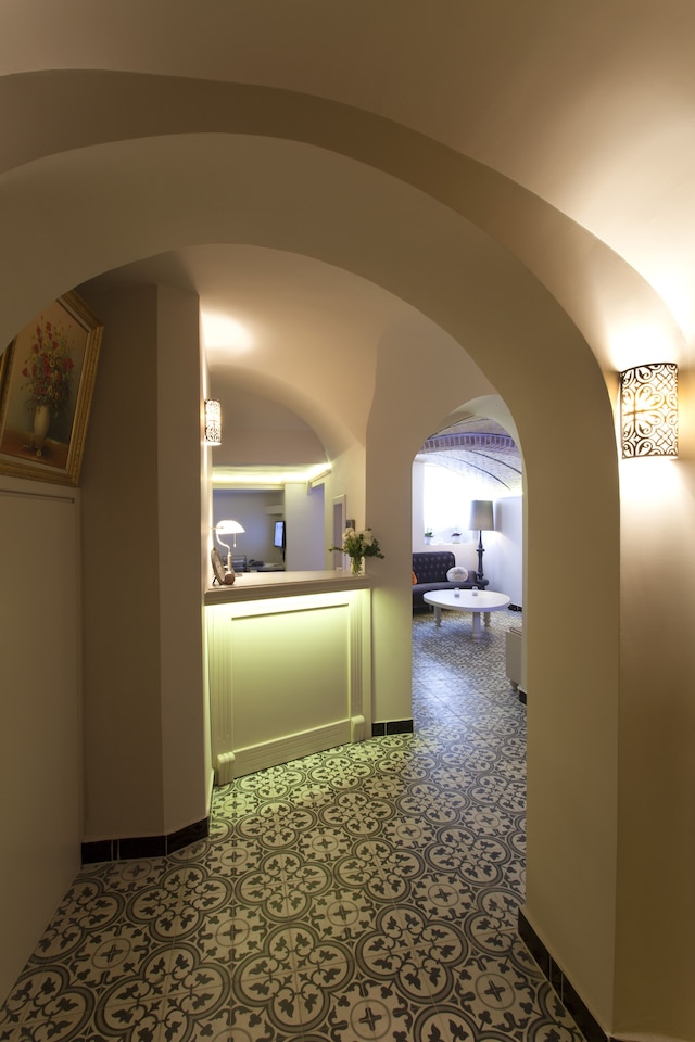 ルイ アパートメンツ ガラタ