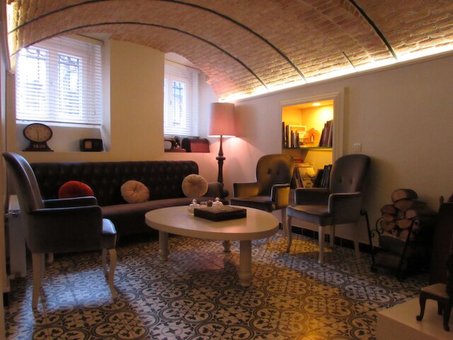 ルイ アパートメンツ ガラタ