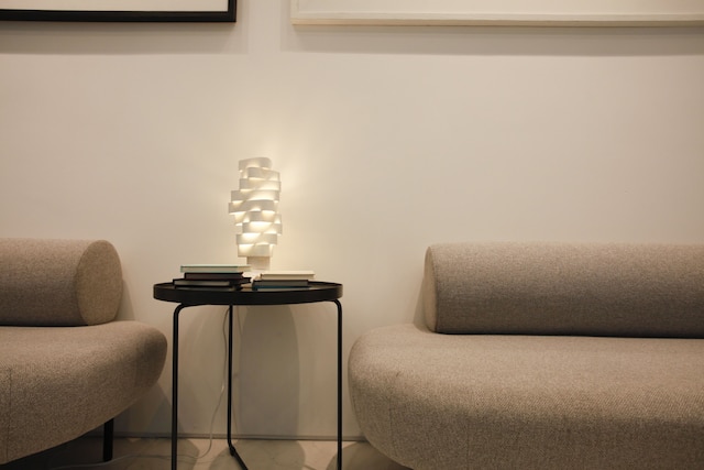 ホテル ダダ インサドン