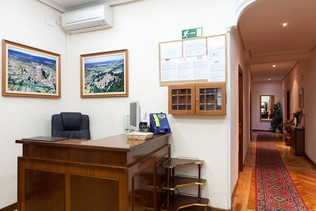 ホスタル ザモラ