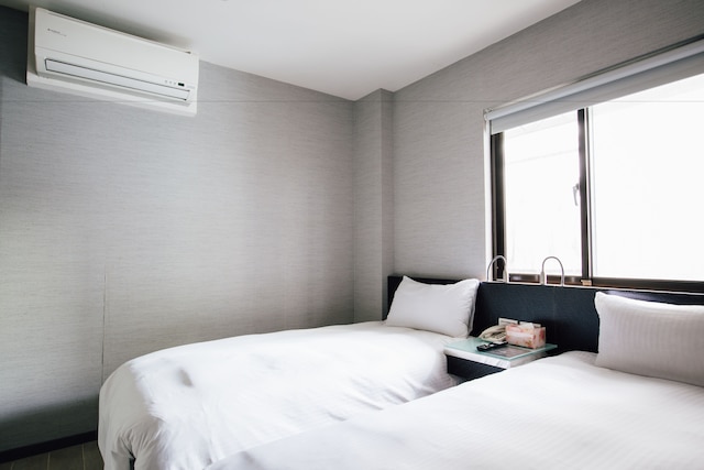 チージン イン (清淨旅棧)