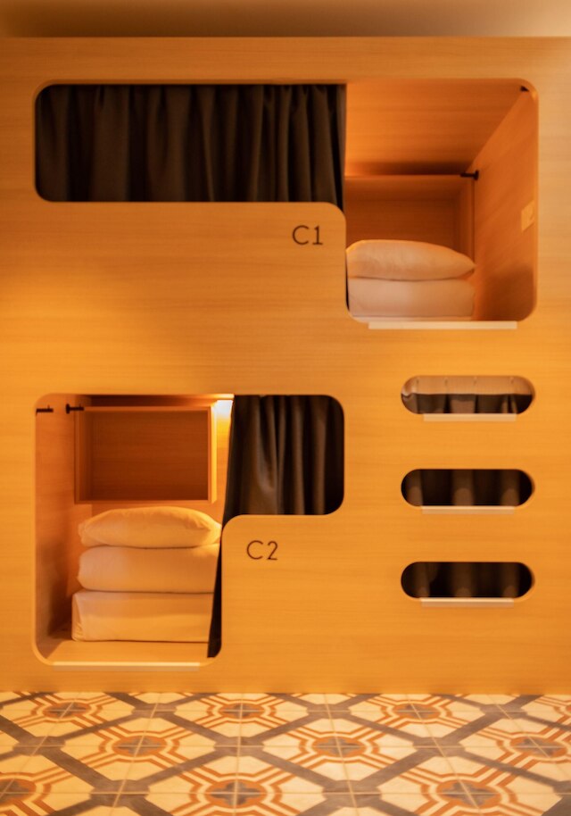 カーム アパート & ホステル