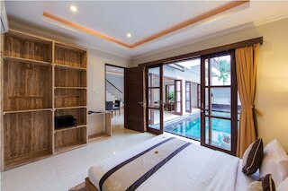 ホワイト ロータス ヴィラズ