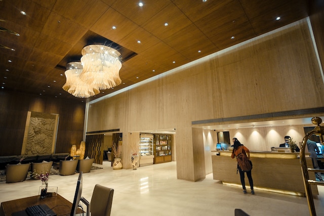 モノテル ラグジュアリー ビジネス ホテル