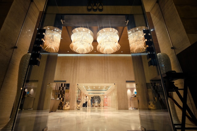 モノテル ラグジュアリー ビジネス ホテル