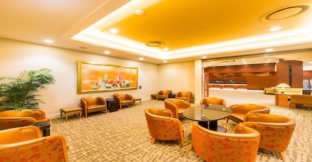 ザ クラウンパレス新阪急高知