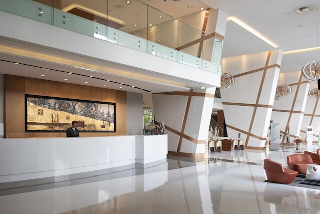 エピック サナ リスボア ホテル