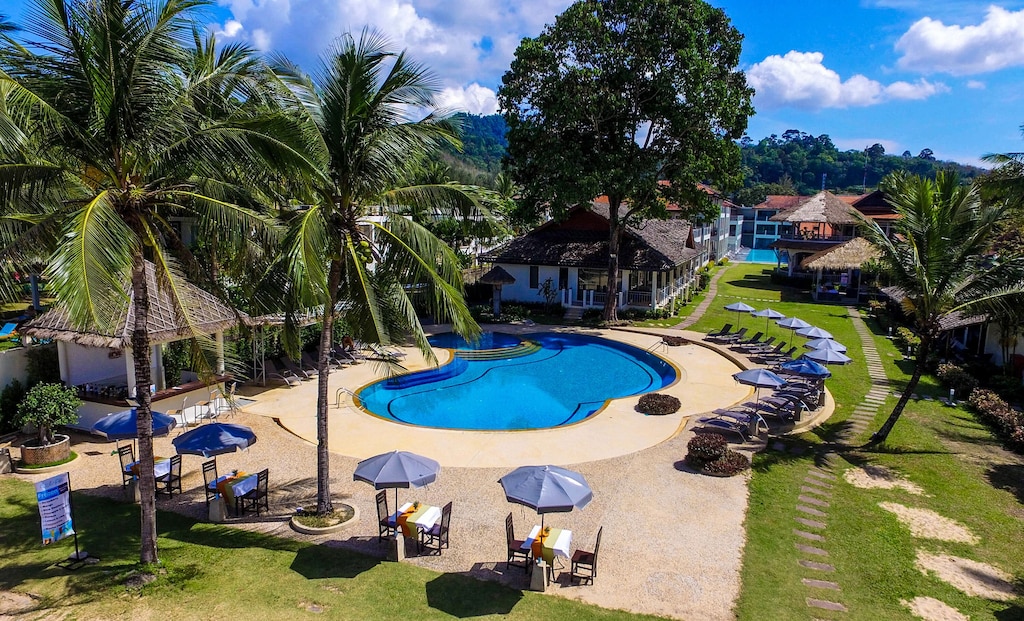 1.ハイブ カオラック ビーチ リゾート - アダルト オンリー