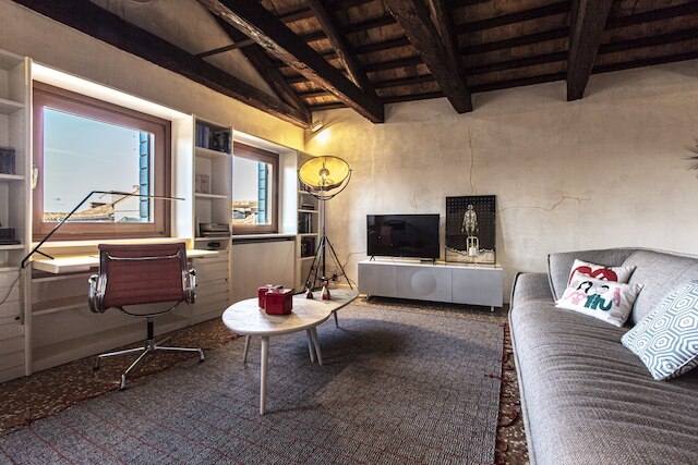 アッティコ デイ ミラコリ R&R