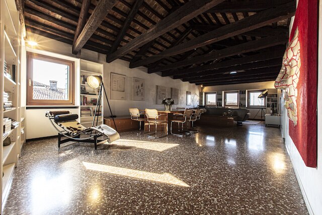 アッティコ デイ ミラコリ R&R