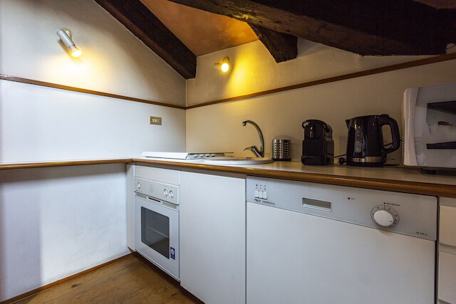 アッティコ デイ ミラコリ R&R